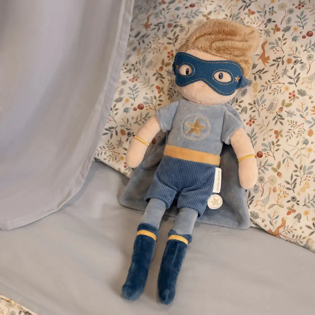 0032506_superhero-jim-35-cm-ld4674-8-shopify-square.webp
