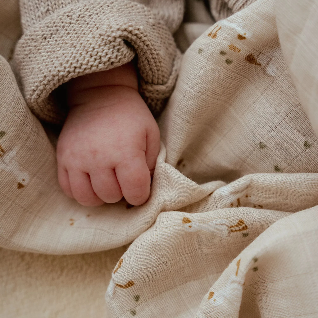 0031924_swaddle-beige-maat-120-cm-newborn-naturals-little-goose.jpg.webp