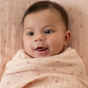 0031938_swaddle-roze-maat-120-cm-essentials.jpg.webp