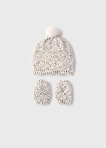 Mayoral Hat and gloves set H. Milk