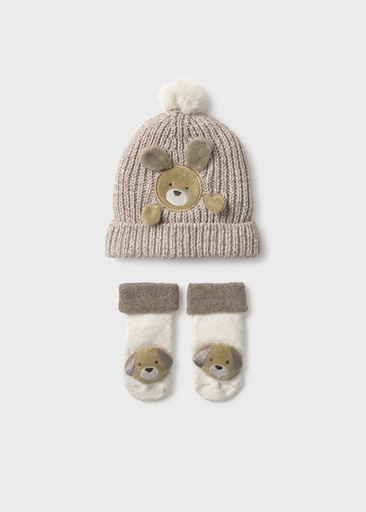 Mayoral hat and socks set moccha