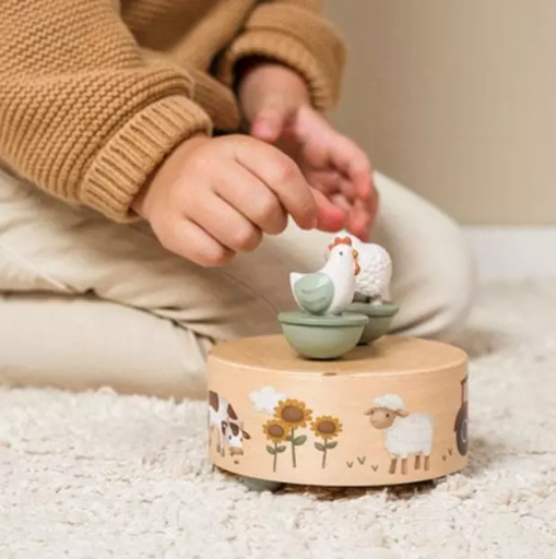 Little Dutch Music Box - Little Farm